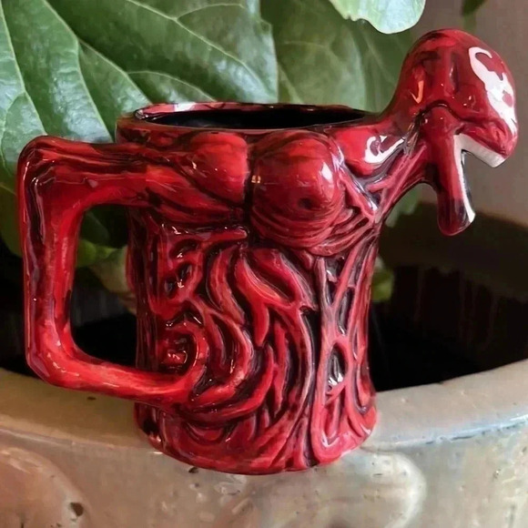 MARVEL 2015 CARNAGE 2-Handled Sculpted Mug with Pour Spout Mouth Coffee Tea Cup - Picture 5 of 16